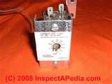 Images of Heat Pump Turning Off And On